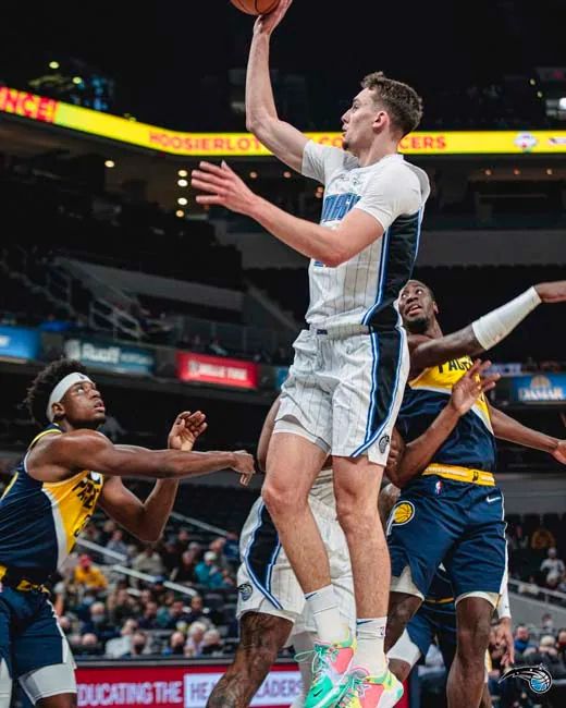 还展现了中 还展现了中